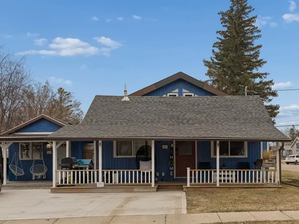 5019 52nd St, Sylvan Lake, AB T4S 1E4
