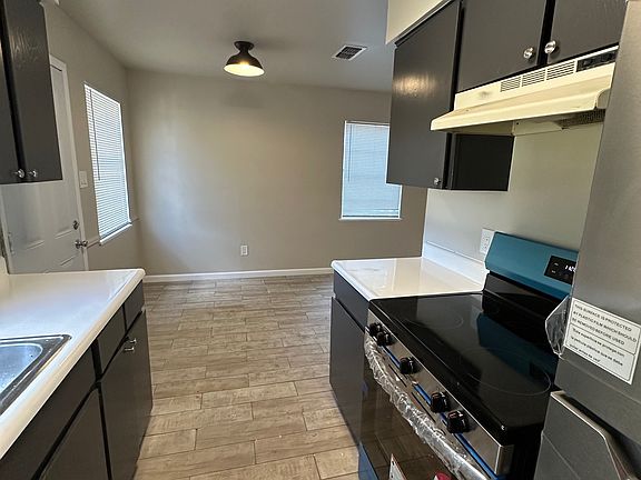 2nd image of 7102 Richfield Dr