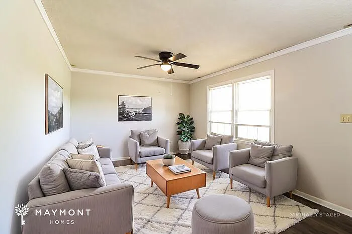 409 Shamrock Dr — Photo 5