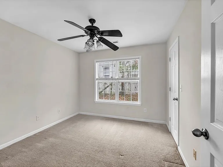 2029 Jackson St — Photo 14