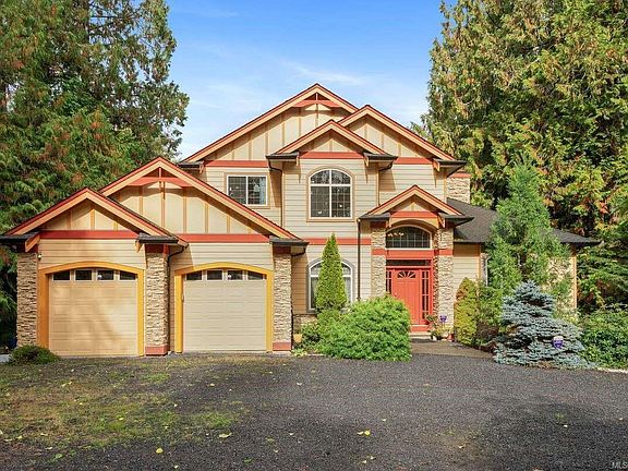 3rd image of 7002 E Sooke Rd