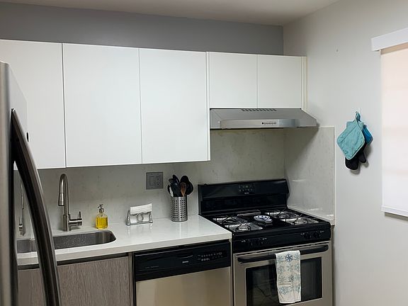 5th image of 13100 SW 92nd Ave APT A-307