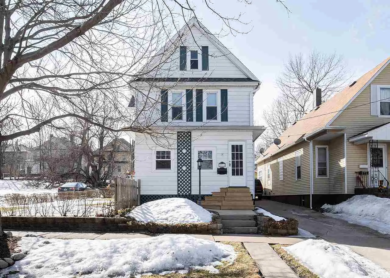 2914 6th Ave photo 1