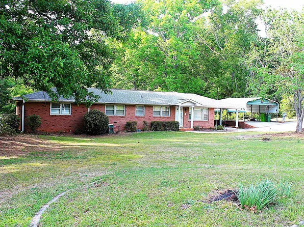 1208 Marina Rd, Irmo, SC 29063