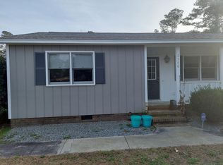 2560 Chestnut St, Wilmington, NC 28405