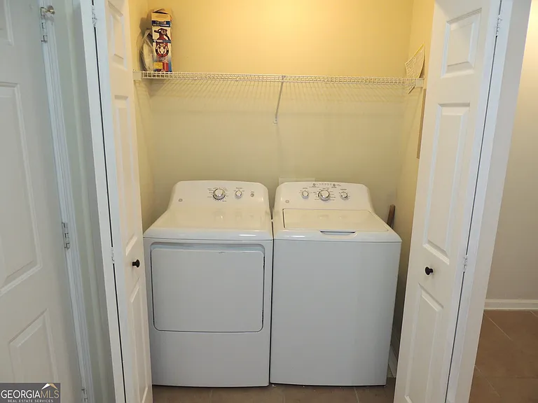 260 Mountainview Dr — Photo 7
