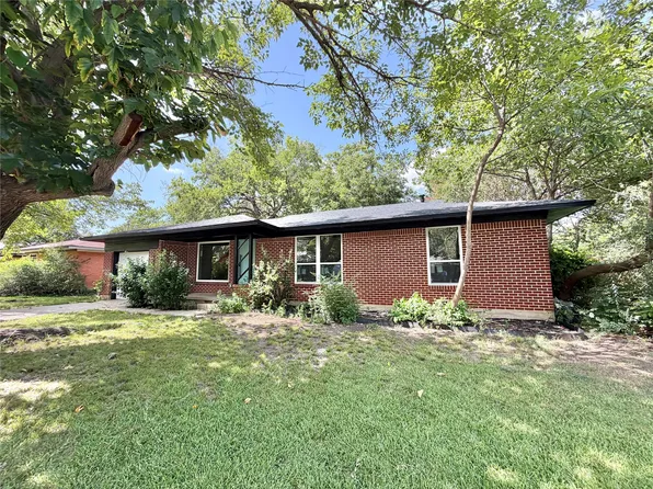 1812 Carlton St, Denton, TX 76201