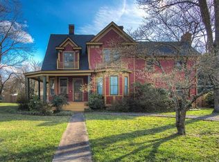 209 Henry Clay Rd, Ashland, VA 23005