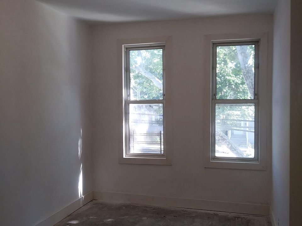 2nd image of 908 E 222nd St