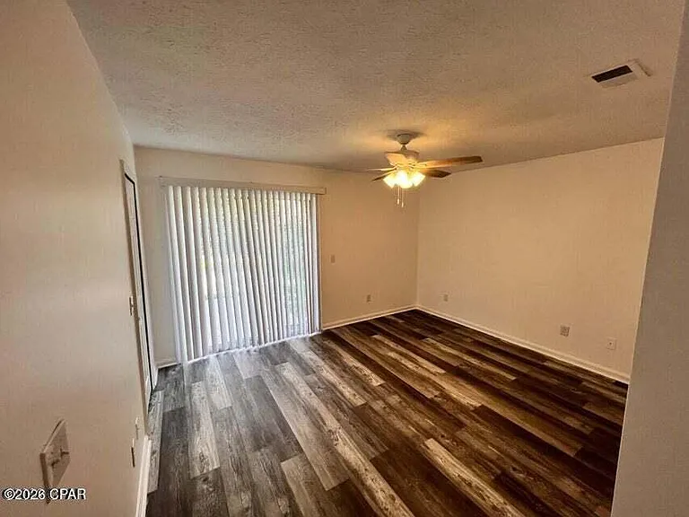 2521 Allison Ave — Photo 8