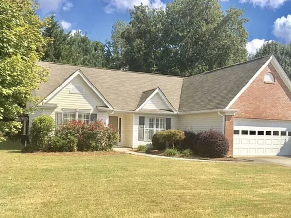 3349 Woodtree Ln, Buford, GA 30519