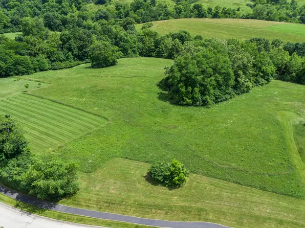 101 Hogans Mill Pkwy, Dry Ridge, KY 41035