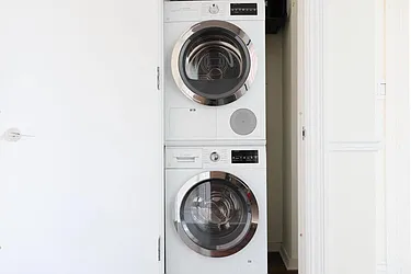 Rented by Nest Seekers International