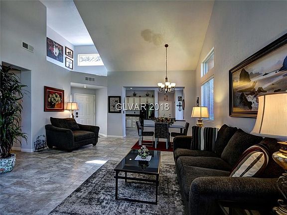 5th image of 8330 Plum Creek Ct