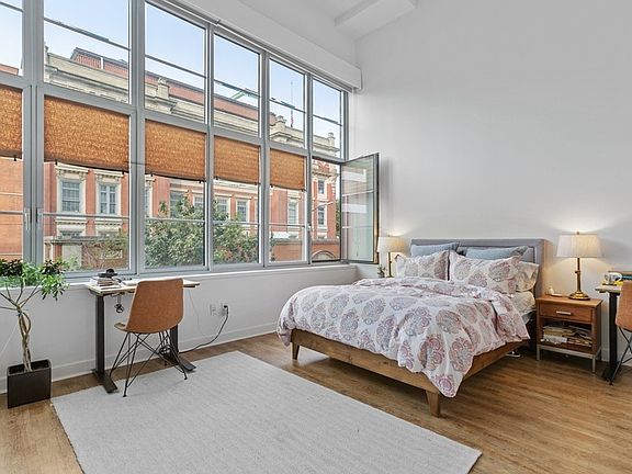 4th image of 27-28 Thomson Ave #241