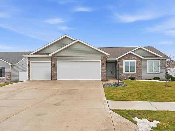 2nd image of 780 Sienna Ct