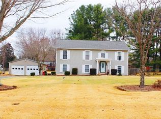 3071 Gladewater Ct, Pfafftown, NC 27040