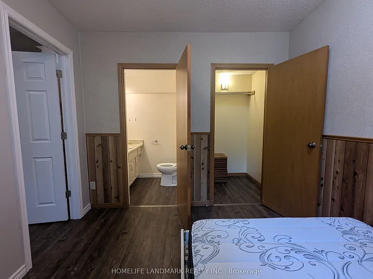 195 Carter Ave #LOWER — Photo 13