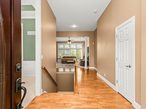 5th image of 4003 SW 15th Ct