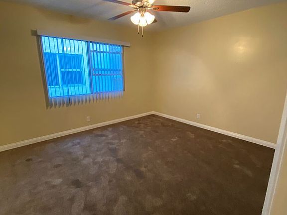 4th image of 903 E 1st St #1