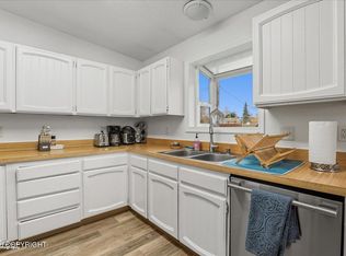 2601 W 32nd Ave, Anchorage, AK 99517