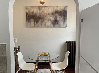 324 W Adams St #1, Springfield, IL 62704