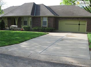 12209 E 45th Ter S, Independence, MO 64055