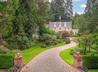 1643 S Radcliffe Ct, Portland, OR 97219