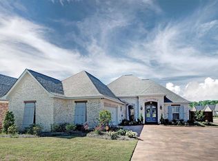 913 Abundance Xing, Flowood, MS 39232