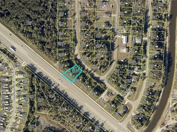 732 Kehosha AVE, LEHIGH ACRES, FL 33974