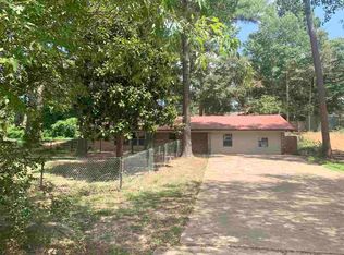 1003 Shadywood Ln, Atlanta, TX 75551