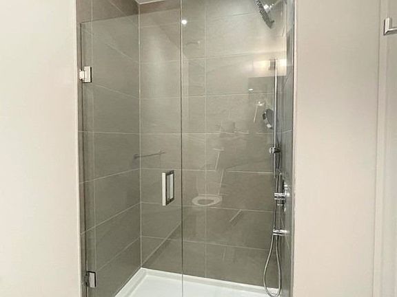 2nd image of 950 Portage Pkwy #4807