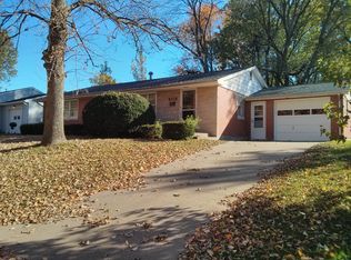 3304 Lawrence Rd, Quincy, IL 62301