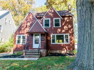 3831 Northampton Rd, Cleveland Heights, OH 44121