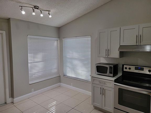 3rd image of 10445 NW 8th Ct