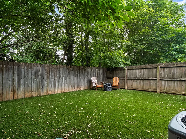 309 Duke St — Photo 42