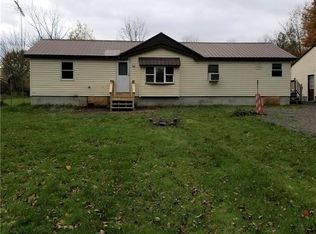 237 Halladay Rd, Mexico, NY 13114