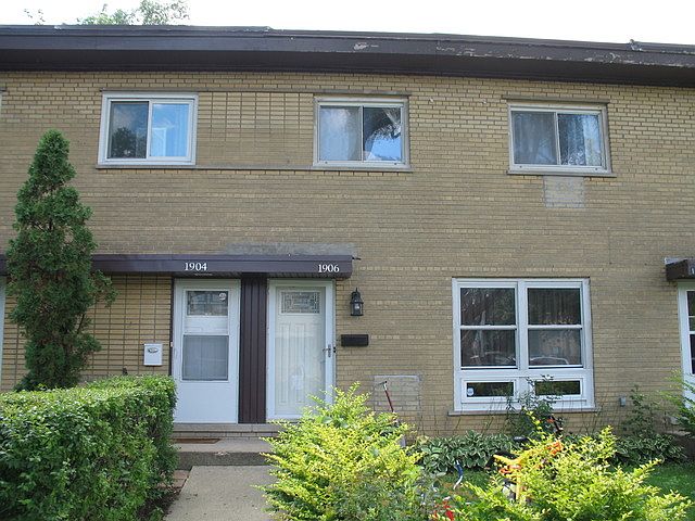 2nd image of 1906 Lee St