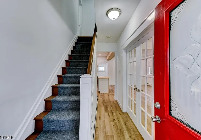 40 Grove St — Photo 8