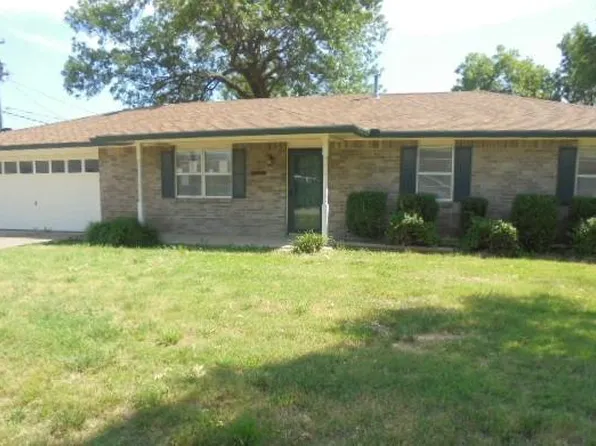 312 Oak St, North Miami, OK 74358