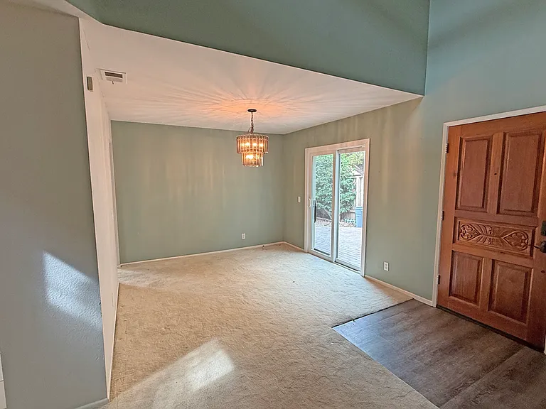 11225 Sunnydale Ct — Photo 4