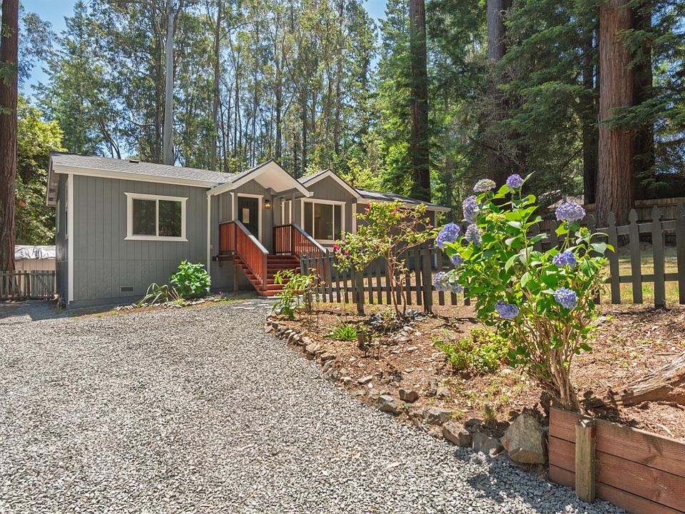 1st image of 44791 Moonrise Drive