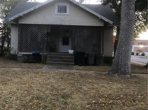 721 W Chestnut St, Independence, KS 67301