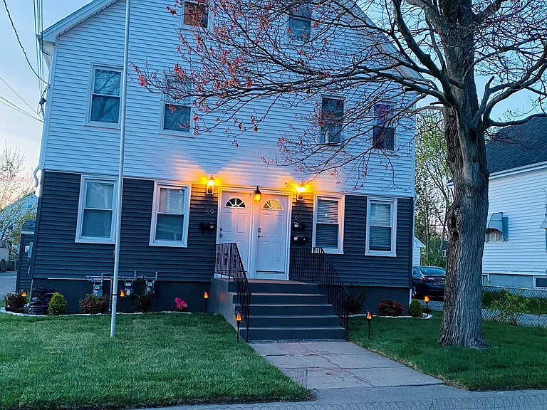 61 Charles St #2 — Photo 30