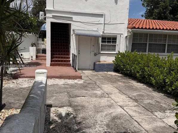 1105 NE 119th St APT A, Miami, FL 33161