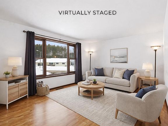 3rd image of 1301 SPRUCE DRIVE