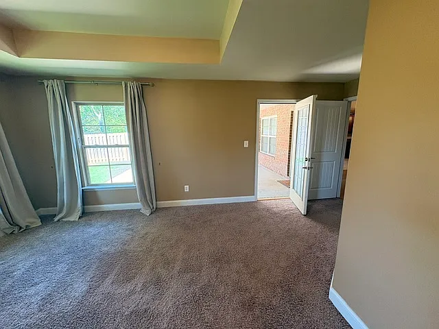 Master BR door leading to back patio