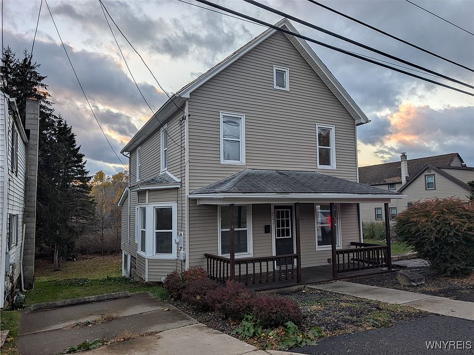 1st image of 222 E Main St