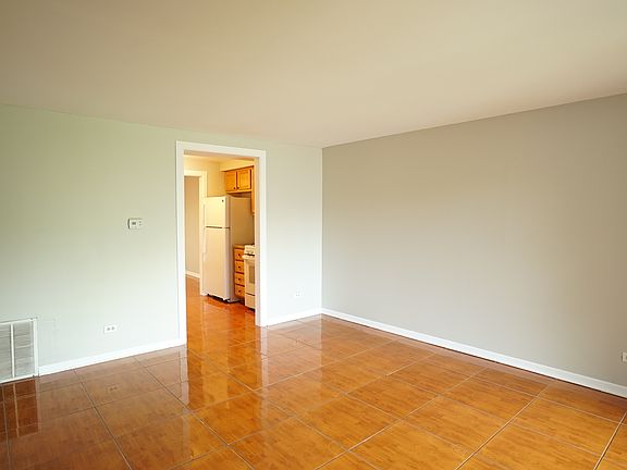 2nd image of 2038 Berkshire Cir Unit E