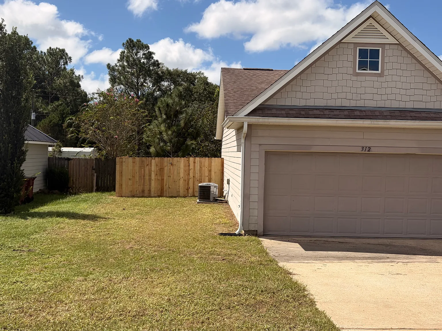 3 bed, 1455 sqft, $1,950 — Photo 3